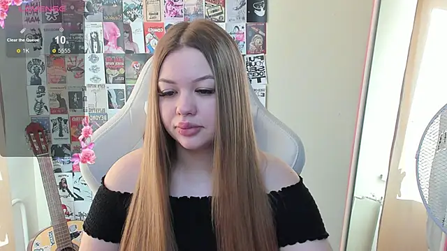 AmeliePeach online show from May 9, 2026, 1:31 am
