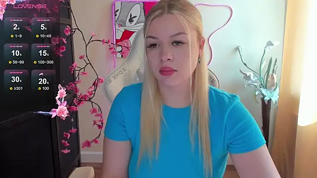 Snapshot of AmeliePeach chatting on June 16, 2026, 2:00 am AmeliePeach online show from June 16, 2026, 2:00 am