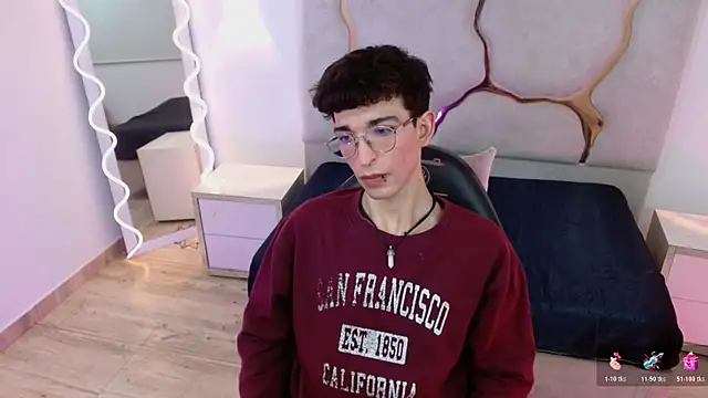 kaii tay1 online show from April 14, 2026, 11:37 am