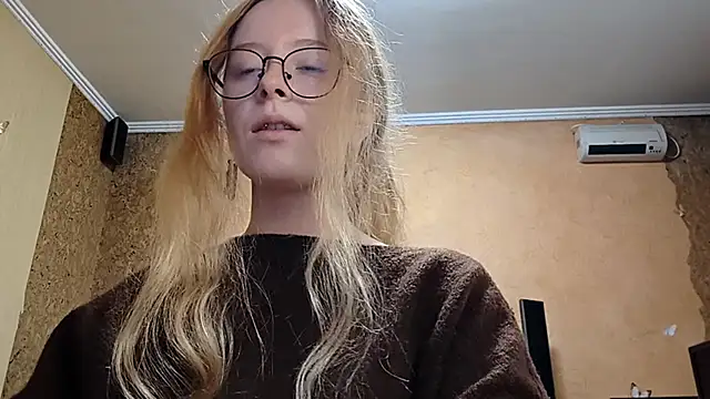 KateVibe 01 online show from May 16, 2026, 2:10 am