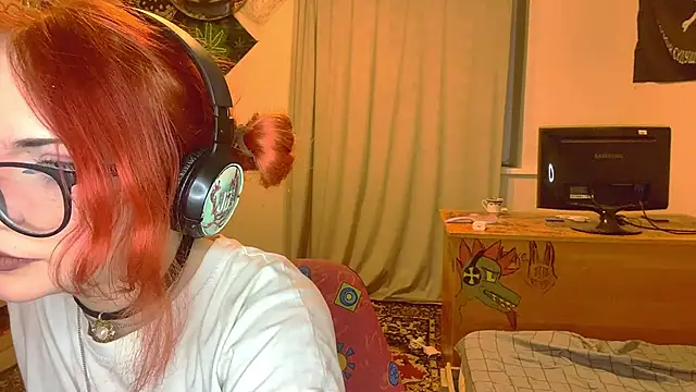 RedHeadCat online show from May 16, 2026, 10:31 pm