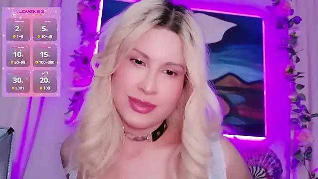 ItsAuroraBorealis online show from May 1, 2026, 3:11 am