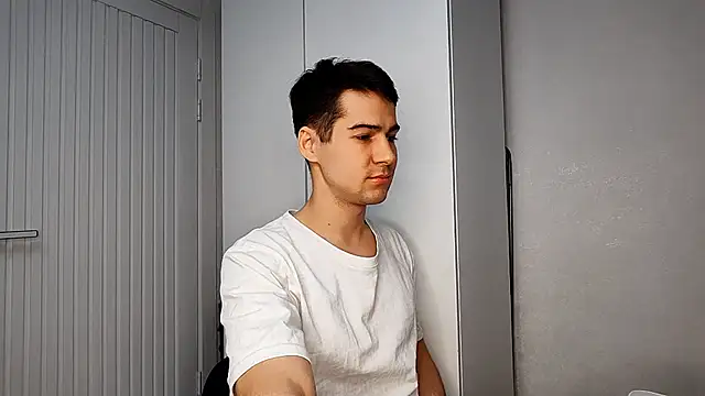 JhnNovaX online show from April 5, 2026, 11:22 pm