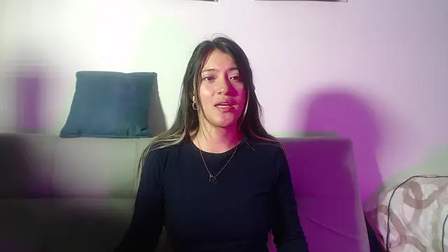 Snapshot of hannajonnes1 chatting on April 16, 2026, 1:17 am hannajonnes1 online show from April 16, 2026, 1:17 am