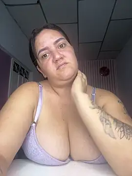 Snapshot of Fresita-12 chatting on April 4, 2026, 11:55 pm Fresita-12 online show from April 4, 2026, 11:55 pm