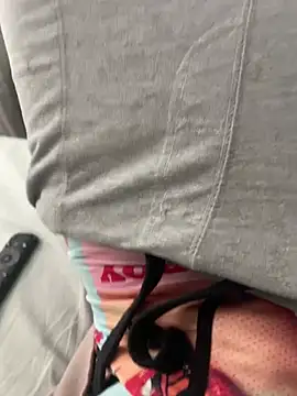 Pussymuncher822 online show from April 9, 2026, 6:25 pm