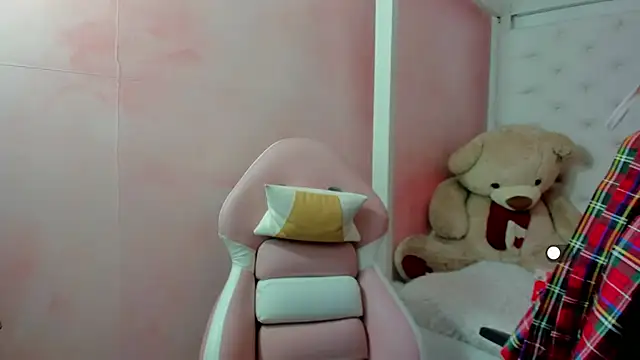 Snapshot of valentina__ortiz chatting on June 16, 2026, 7:47 pm valentina ortiz online show from June 16, 2026, 7:47 pm