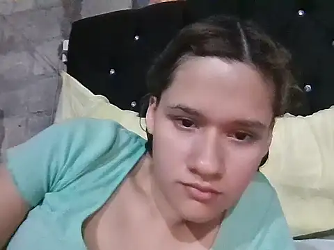 Snapshot of JennifferJilson chatting on April 12, 2026, 11:52 pm JennifferJilson online show from April 12, 2026, 11:52 pm