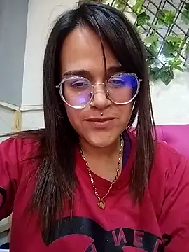 rochylinda online show from April 24, 2026, 5:15 pm