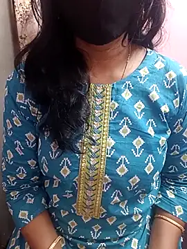 Snapshot of flora-jasmine-telugu chatting on June 12, 2026, 4:10 am flora-jasmine-telugu online show from June 12, 2026, 4:10 am