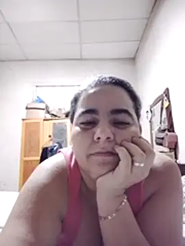 Snapshot of Golositadeamor chatting on July 26, 2026, 8:49 pm Golositadeamor online show from July 26, 2026, 8:49 pm