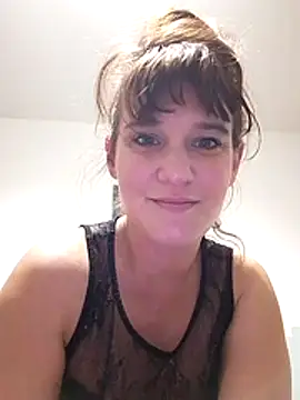 Snapshot of Maggie38 chatting on May 23, 2026, 12:04 pm Maggie38 online show from May 23, 2026, 12:04 pm