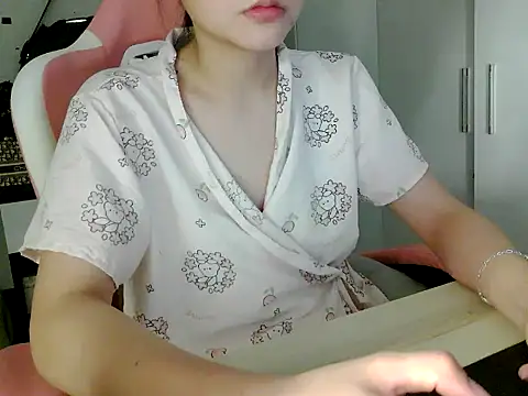 lucienguyen online show from July 20, 2026, 8:11 am