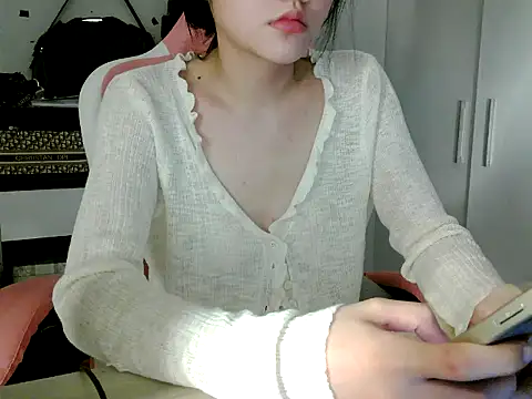 lucienguyen online show from July 20, 2026, 5:37 pm