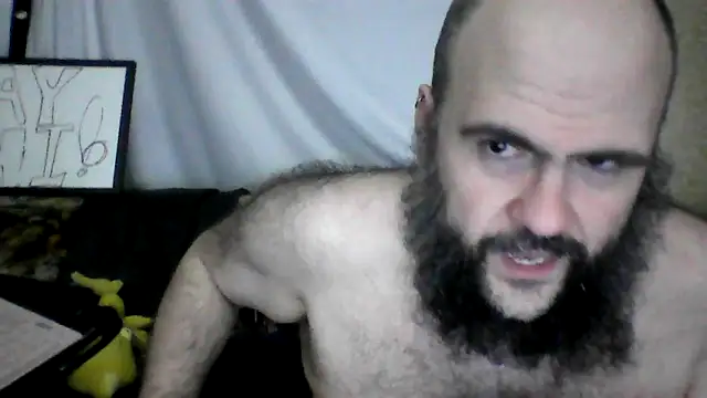 Snapshot of BriTheTopBear chatting on May 9, 2026, 7:12 am BriTheTopBear online show from May 9, 2026, 7:12 am