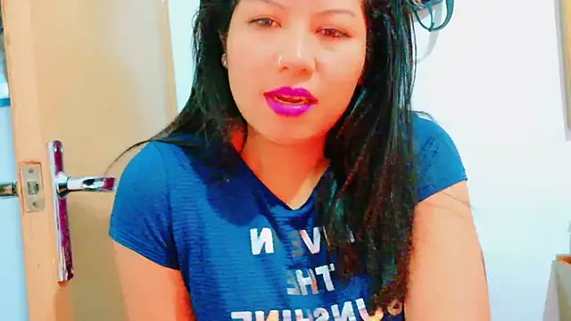 MojaditPussy online show from April 15, 2026, 9:04 am