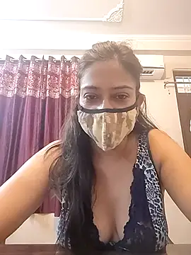 Snapshot of Aliyaa_bhat chatting on May 4, 2026, 3:10 am Aliyaa bhat online show from May 4, 2026, 3:10 am