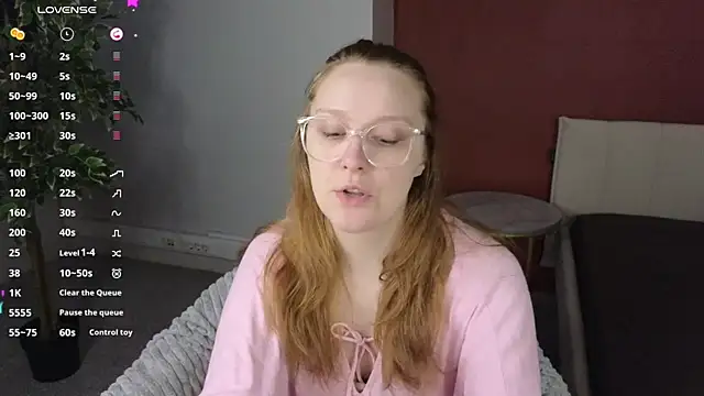 Snapshot of JessieWayy chatting on May 15, 2026, 1:14 am JessieWayy online show from May 15, 2026, 1:14 am