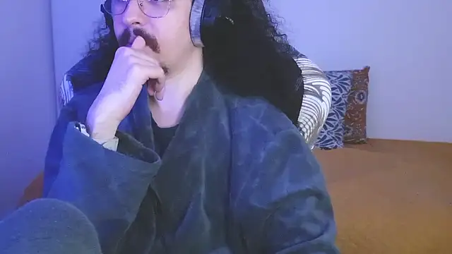 okakox online show from April 9, 2026, 8:37 pm