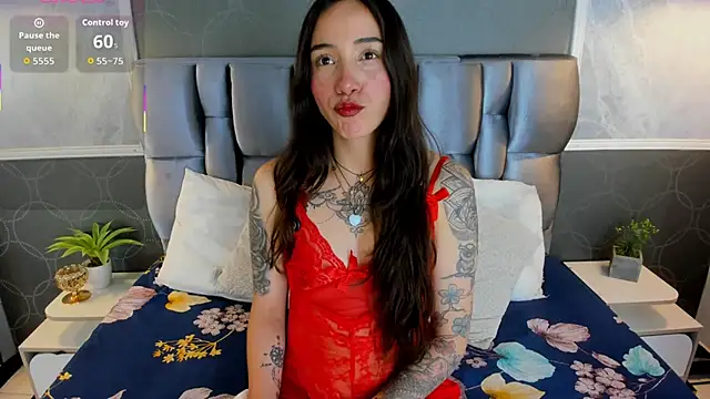 Snapshot of Cata_Jonees chatting on May 8, 2026, 7:39 pm Cata Jonees online show from May 8, 2026, 7:39 pm