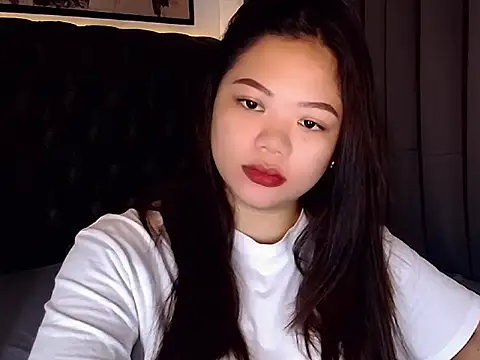 breezybabes online show from April 27, 2026, 3:48 am