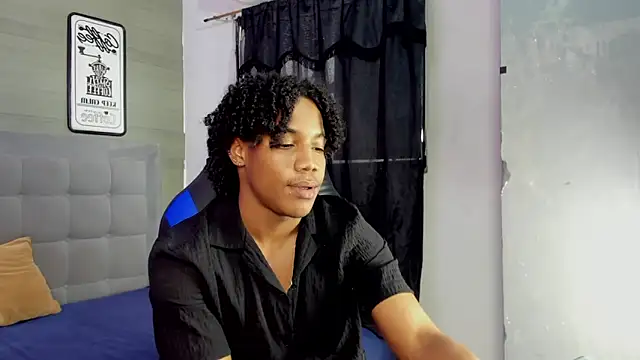 Snapshot of axel_silva4 chatting on April 18, 2026, 7:51 pm axel silva4 online show from April 18, 2026, 7:51 pm