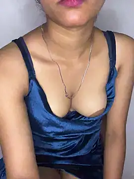 Snapshot of simran-cam chatting on April 18, 2026, 3:14 pm simran-cam online show from April 18, 2026, 3:14 pm