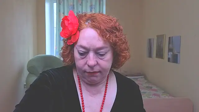 Snapshot of Fara_Flutte chatting on April 23, 2026, 5:14 am Fara Flutte online show from April 23, 2026, 5:14 am