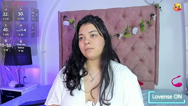 ROSELEI  online show from May 25, 2026, 6:01 am