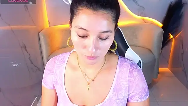 Snapshot of Alisson_tx_ chatting on April 16, 2026, 9:39 pm Alisson tx online show from April 16, 2026, 9:39 pm