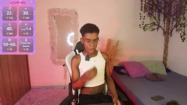Snapshot of IamAndrey chatting on April 26, 2026, 7:11 pm IamAndrey online show from April 26, 2026, 7:11 pm