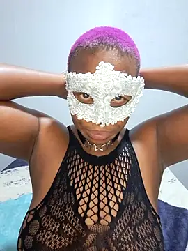 KittyLee004 online show from April 17, 2026, 1:47 pm