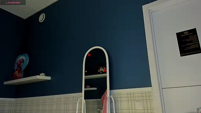 Angel Saphires online show from April 7, 2026, 10:17 am