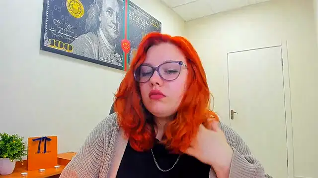 Aillia-Rous online show from June 15, 2026, 6:24 am