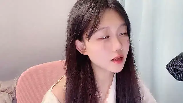 Snapshot of Lilababy00 chatting on May 1, 2026, 1:16 pm Lilababy00 online show from May 1, 2026, 1:16 pm