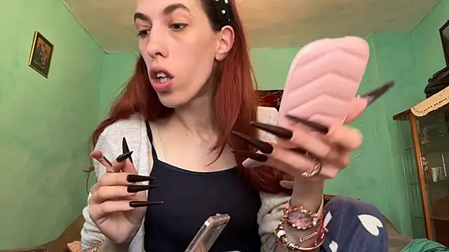 SharondaMcclerkin online show from April 10, 2026, 12:23 pm