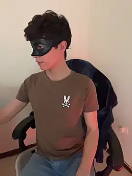 ojitosdegato online show from April 14, 2026, 4:45 pm