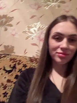 Snapshot of AlinaLove3213 chatting on May 1, 2026, 6:57 pm AlinaLove3213 online show from May 1, 2026, 6:57 pm