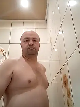 Luceriusbigass online show from November 2, 2025, 1:16 pm