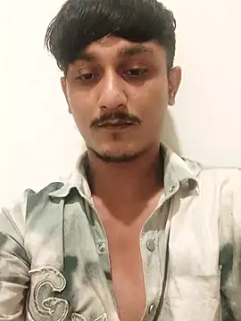 ROMEO JULIET0022 online show from April 19, 2026, 12:22 am