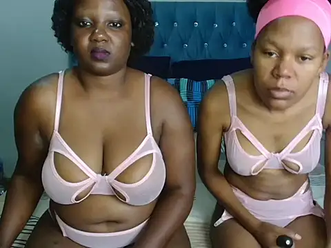 YourWifeyLily online show from May 13, 2026, 10:50 pm