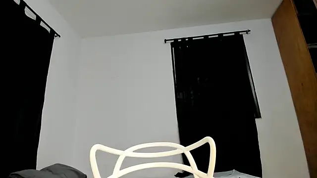Snapshot of aisshalee chatting on May 22, 2026, 7:34 pm aisshalee online show from May 22, 2026, 7:34 pm