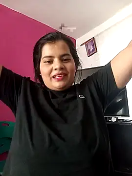 Sofia Moon01 online show from April 19, 2026, 7:27 pm