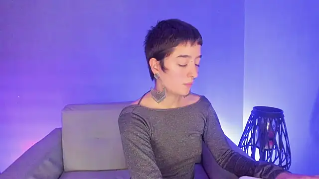 Snapshot of Atheena__ chatting on May 26, 2026, 12:58 pm Atheena online show from May 26, 2026, 12:58 pm