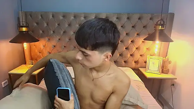 saintDangelo online show from April 17, 2026, 1:25 pm