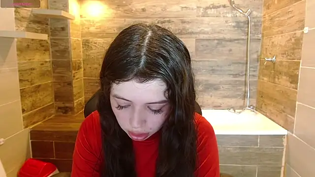 Snapshot of Sophie_Copers chatting on April 13, 2026, 2:32 pm Sophie Copers online show from April 13, 2026, 2:32 pm