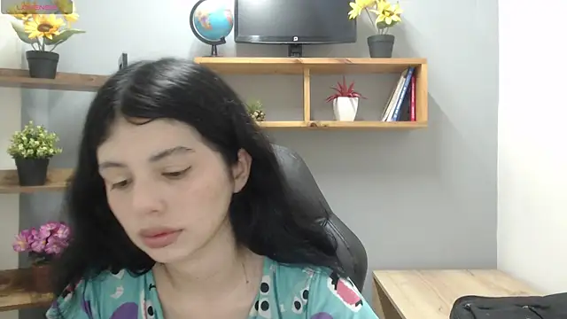 Snapshot of Sophie_Copers chatting on June 14, 2026, 2:51 pm Sophie Copers online show from June 14, 2026, 2:51 pm