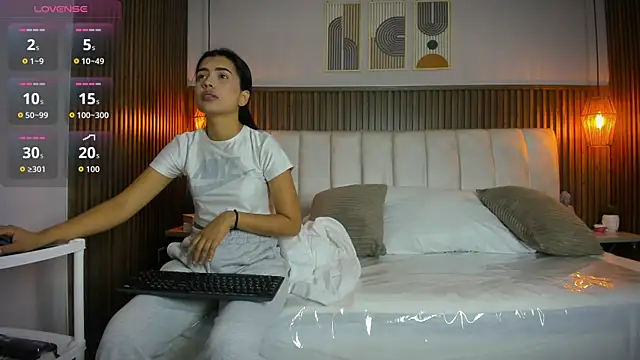Snapshot of Hayami_Li chatting on July 5, 2026, 12:45 pm Hayami Li online show from July 5, 2026, 12:45 pm