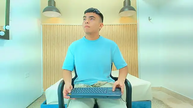 THIAM KELLER1 online show from April 9, 2026, 7:31 pm