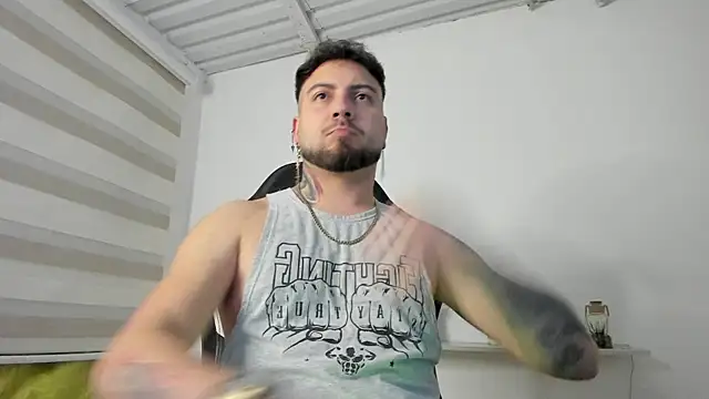 AaronHardi online show from May 17, 2026, 8:03 am